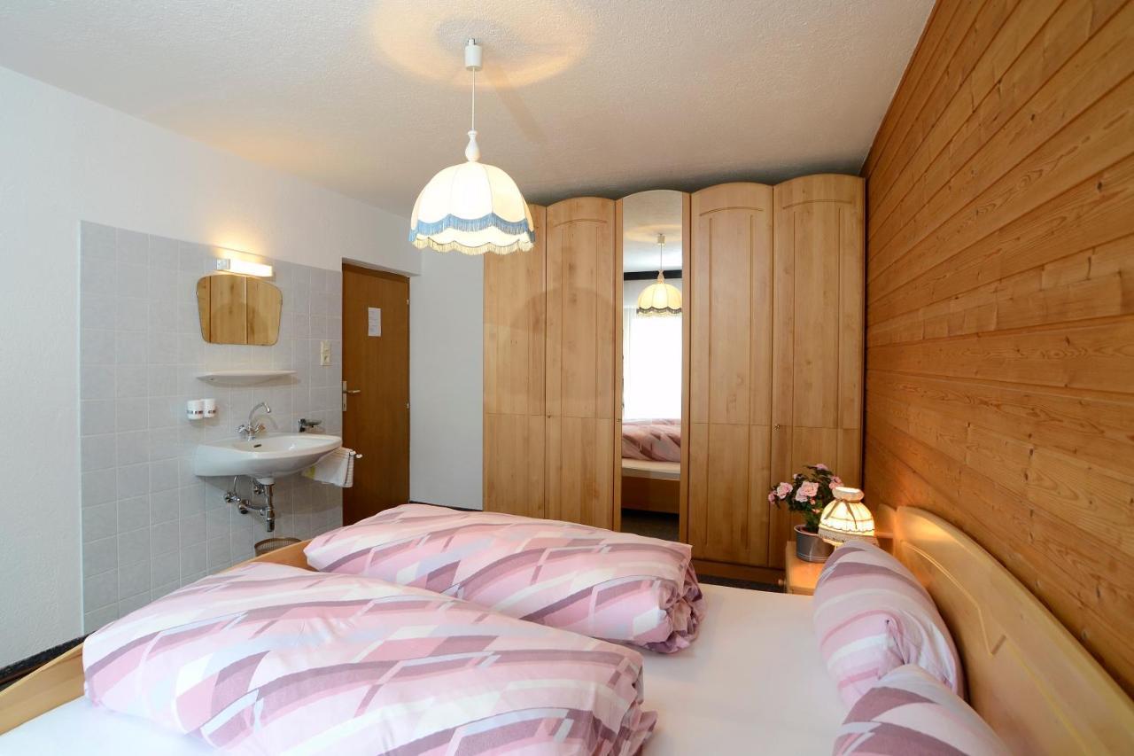 Gaestehaus Riml Langenfeld Room photo